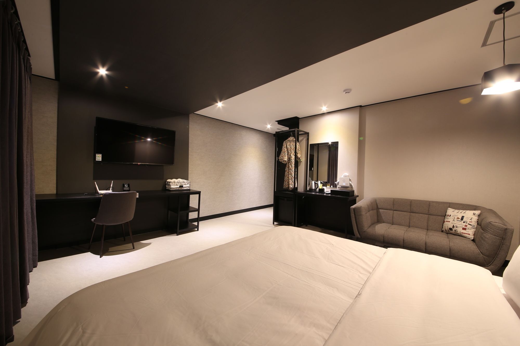 Almond Hotel Gupo Station Pusan Exteriér fotografie